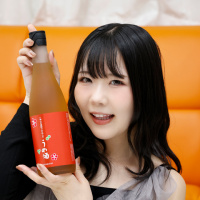 【YouTube動画あり】妹系セクシー女優の音羽美鈴が生配信でノンストップトーク！　激辛デスパウダーやきとんに大満足！