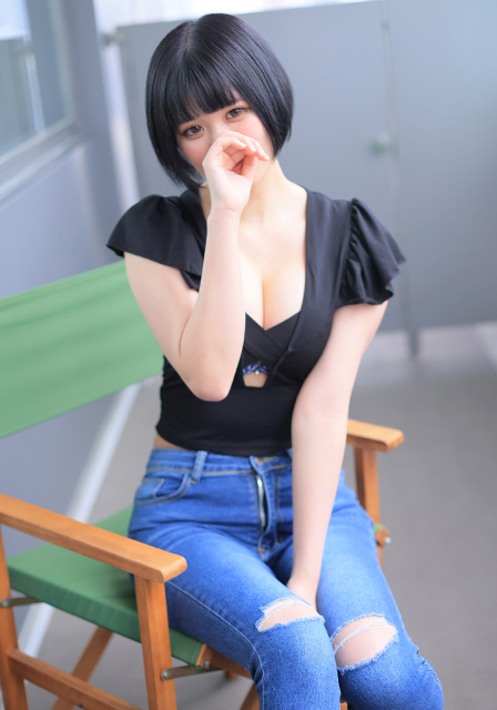 フーゾク嬢厳選図鑑～いつもと違う刺激をお求めの方にフェチの部屋～みきさん【大阪府】