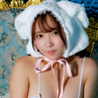 【美咲音イベントレポート！】妹系人気AV女優・美咲音が過激な水着姿でファンと交流！　耳元でヒソヒソ、撮影タイムではエッチなポーズに応じ大興奮状態に！
