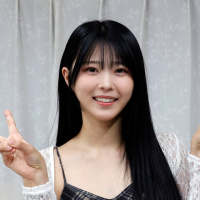 【YouTube動画あり】期待の新人セクシー女優・青坂あおいが生配信でファンと交流！　熱々おでんにからしをたっぷりと付けて頬張る姿がキュート！