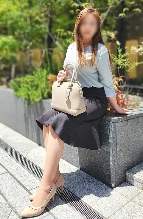 フーゾク嬢厳選図鑑~素人敏感ホンモノ妻のエロすぎる素顔~さわさん【大阪府】