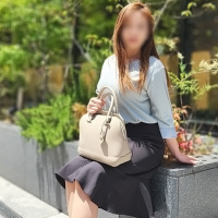 フーゾク嬢厳選図鑑～素人敏感ホンモノ妻のエロすぎる素顔～さわさん【大阪府】
