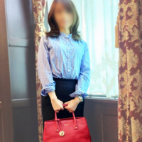 フーゾク嬢厳選図鑑～素人敏感 ホンモノ妻のエロすぎる素顔～ゆうりさん【梅田】